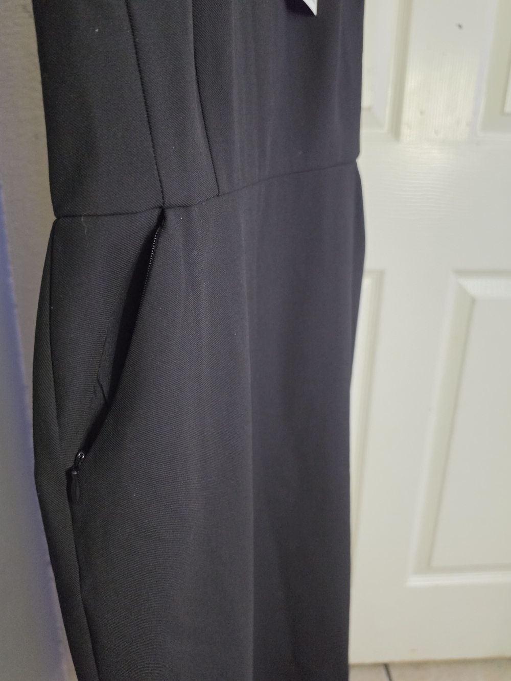 NWT Ann Taylor The Scoop Neck Sheath Dress in Bi-Stretch – Curvy Fit, Size 0 Bla - Picture 3 of 7